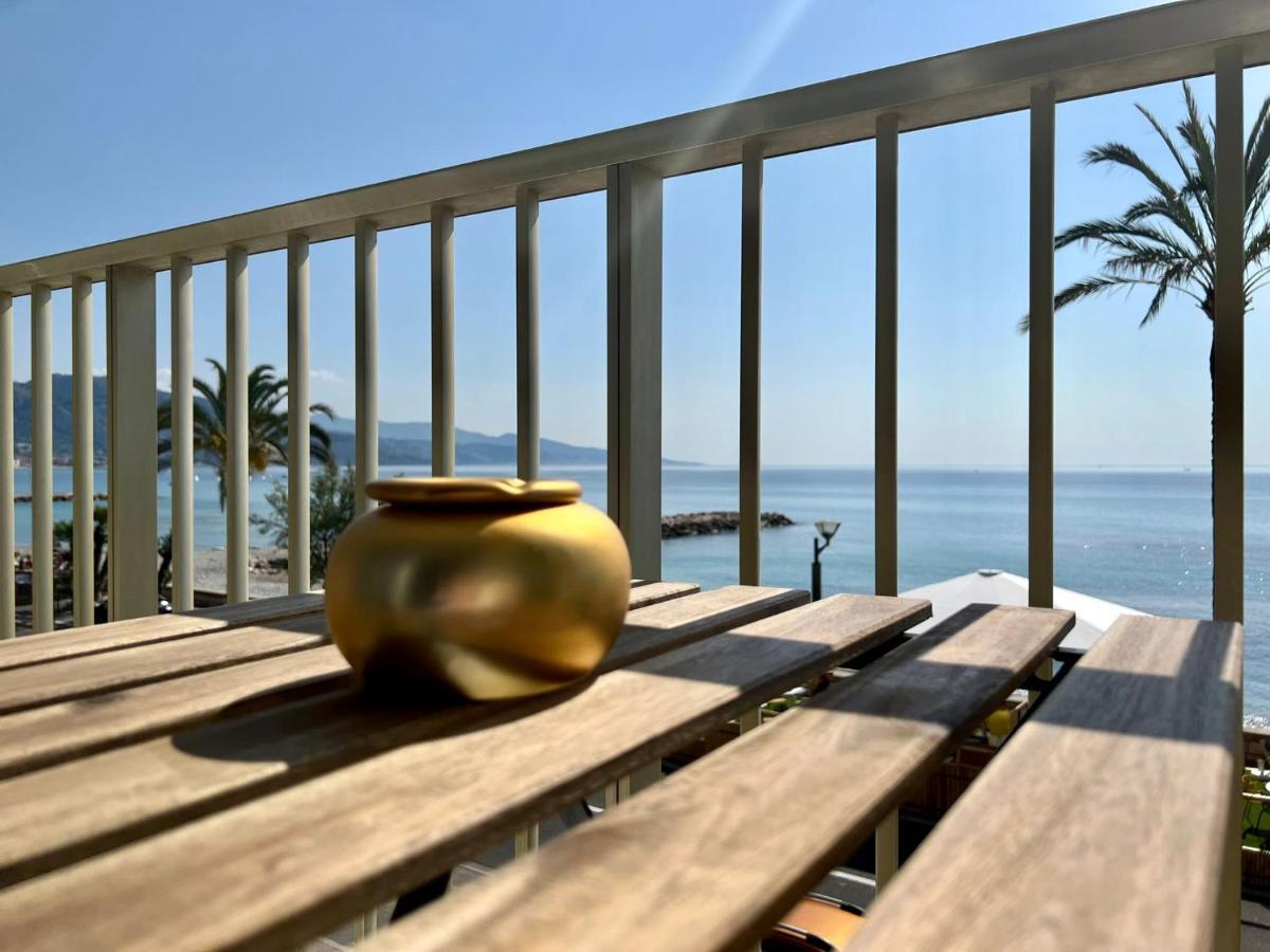 Les Rives D Or Roquebrune Cap Martin Apartment Exterior photo